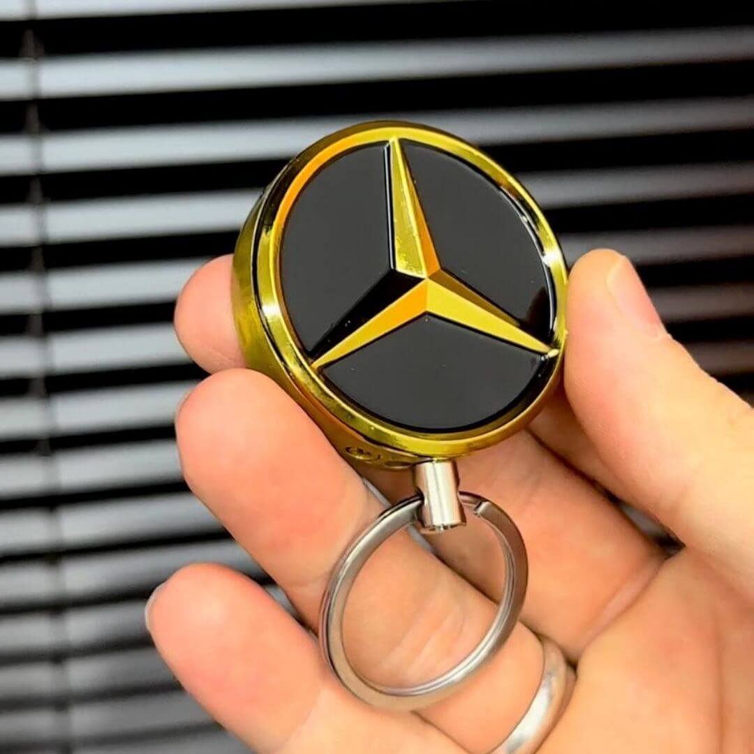 Mercedes Logolu Figür Çakmak